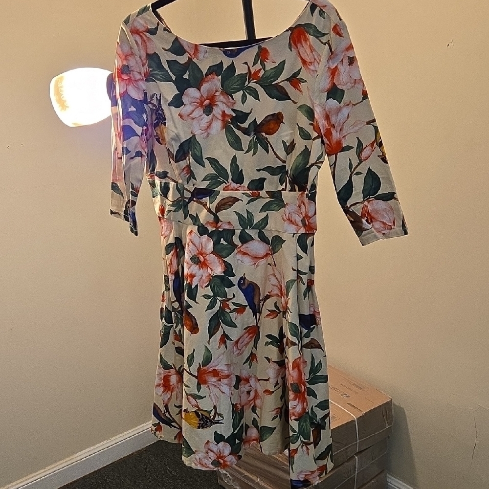 Elegant Floral Midi Circle Skirt Dress P2P 20 Waist 16 Hip 25 Lgth 38.5